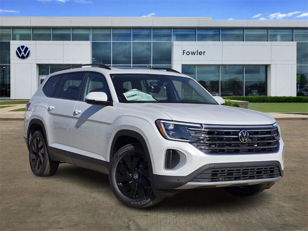 New 2026 Volkswagen Atlas SE image 1