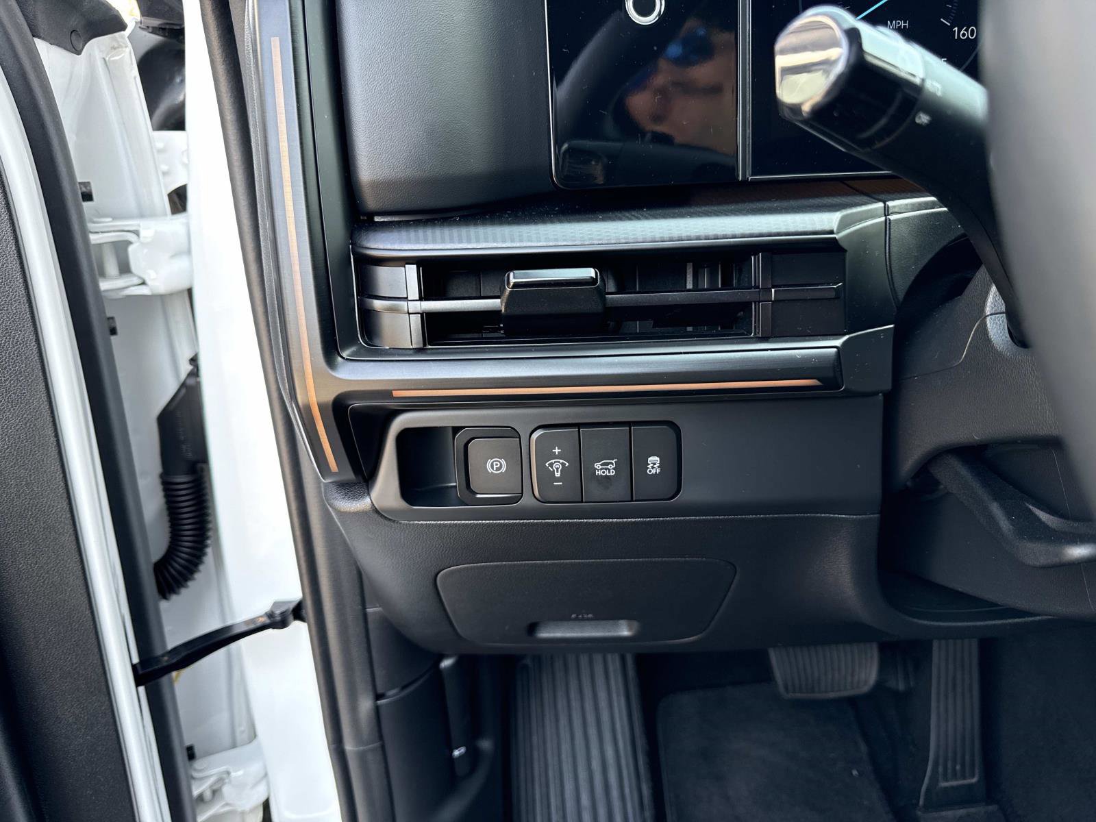 Used 2024 Hyundai Santa Fe Calligraphy image 31