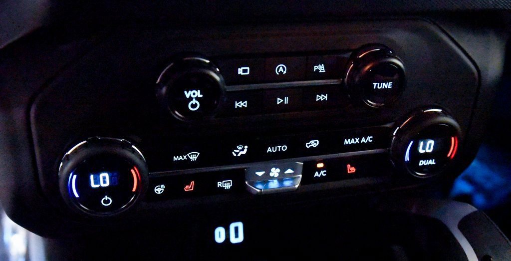 Used 2023 Ford Bronco Outer Banks image 17