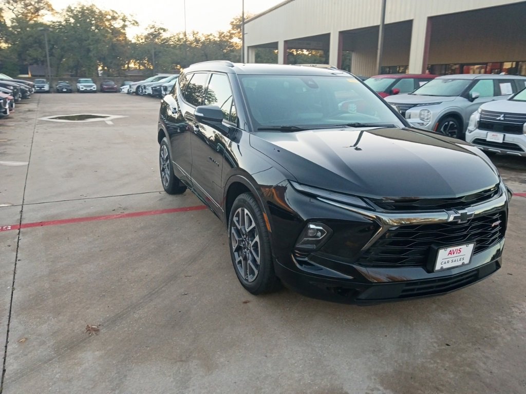 Used 2025 Chevrolet Blazer RS image 6