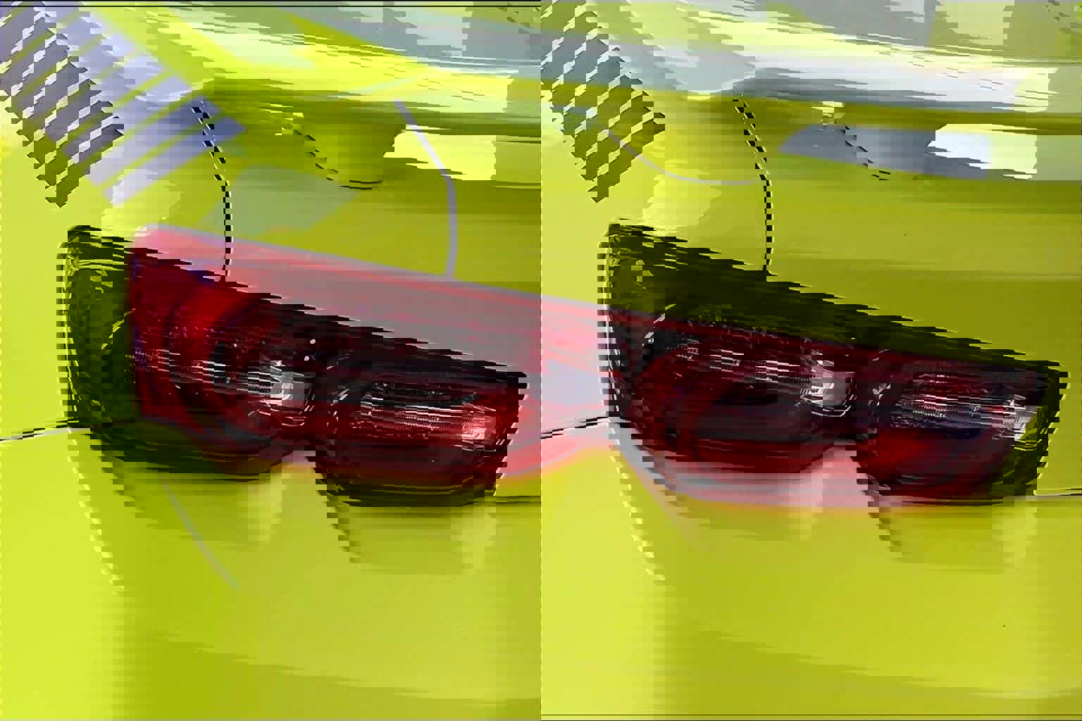 Used 2021 Chevrolet Camaro LT w/ Technology Package image 27