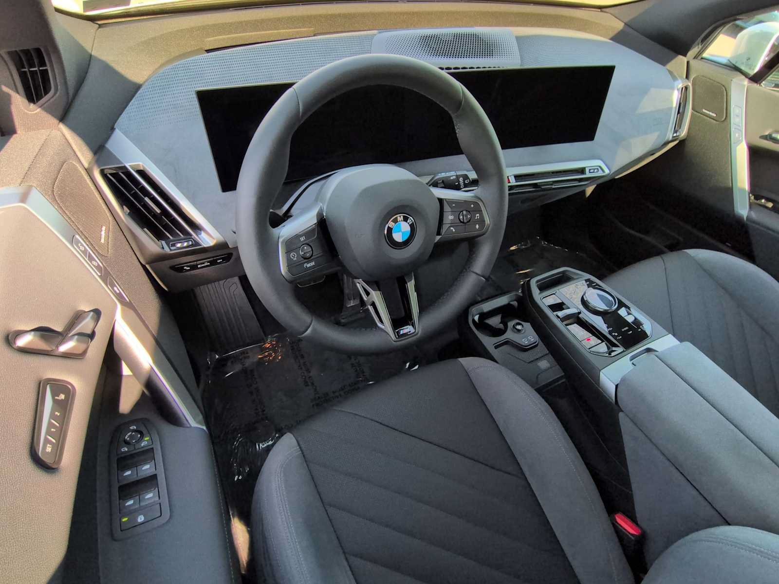 Used 2026 BMW iX xDrive60 w/ M Sport Package AWD/4WD image 10