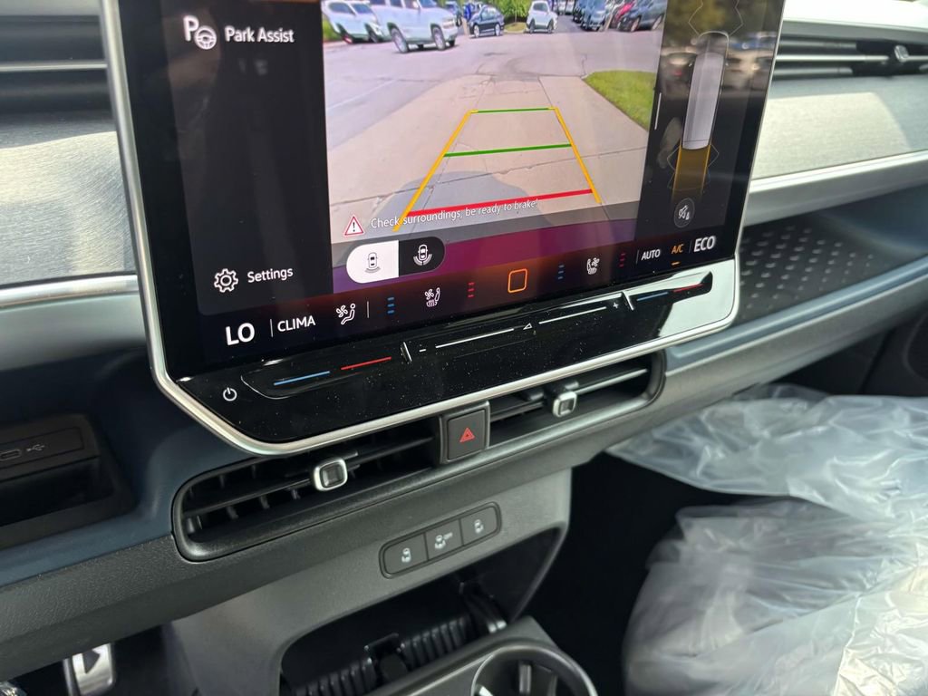 New 2025 Volkswagen ID. Buzz Pro S image 21