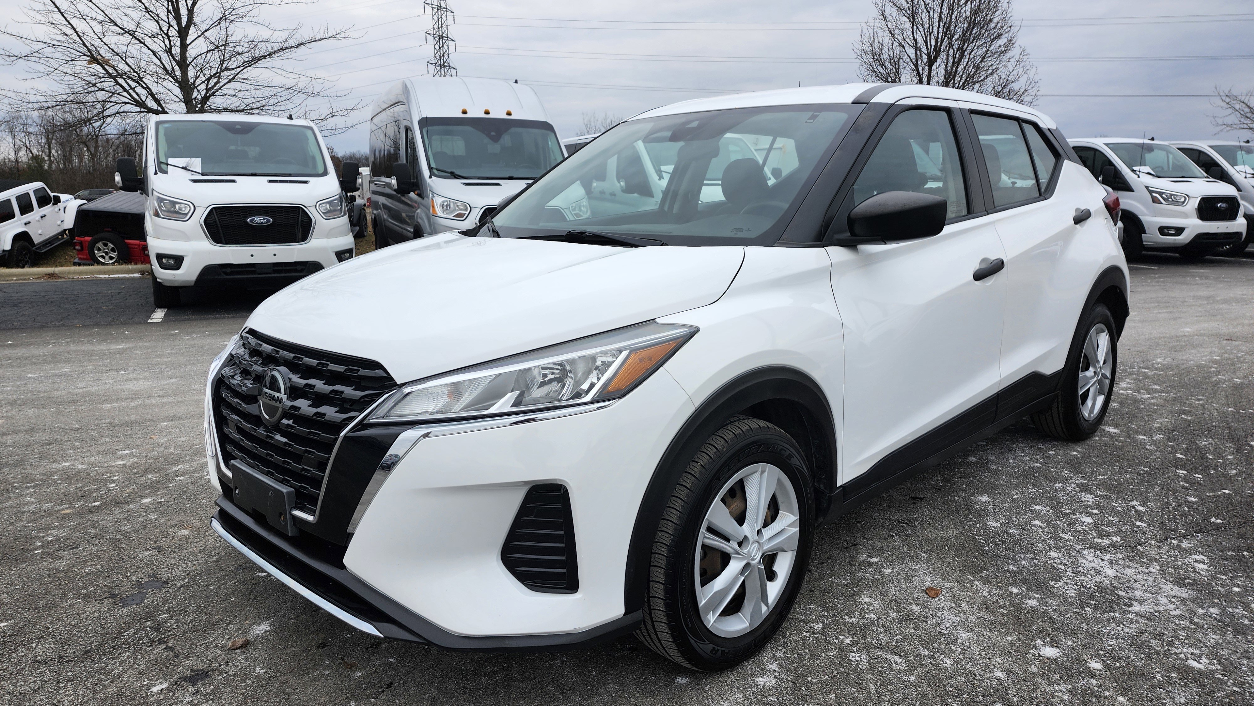 Used 2021 Nissan Kicks S image 11