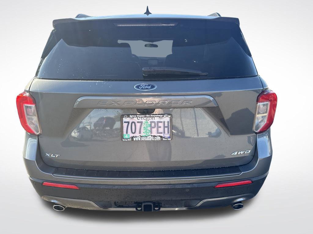 Used 2023 Ford Explorer XLT w/ Equipment Group 202A AWD/4WD image 6
