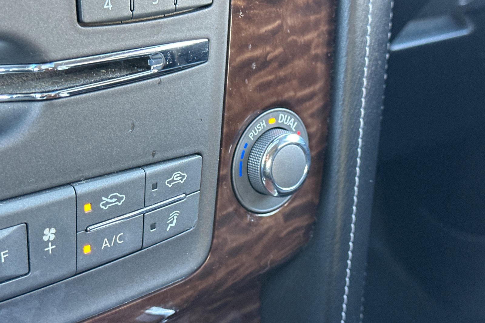 Used 2017 Nissan Armada Platinum w/ Captain Seat Package image 30