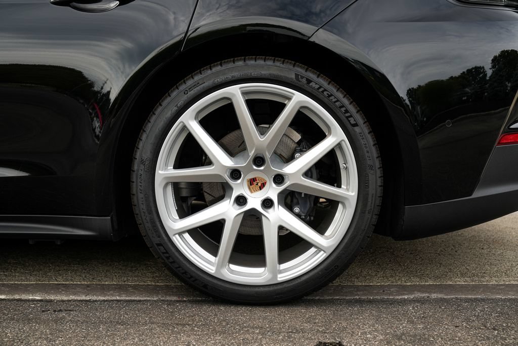 New 2026 Porsche Panamera 4 AWD/4WD image 12