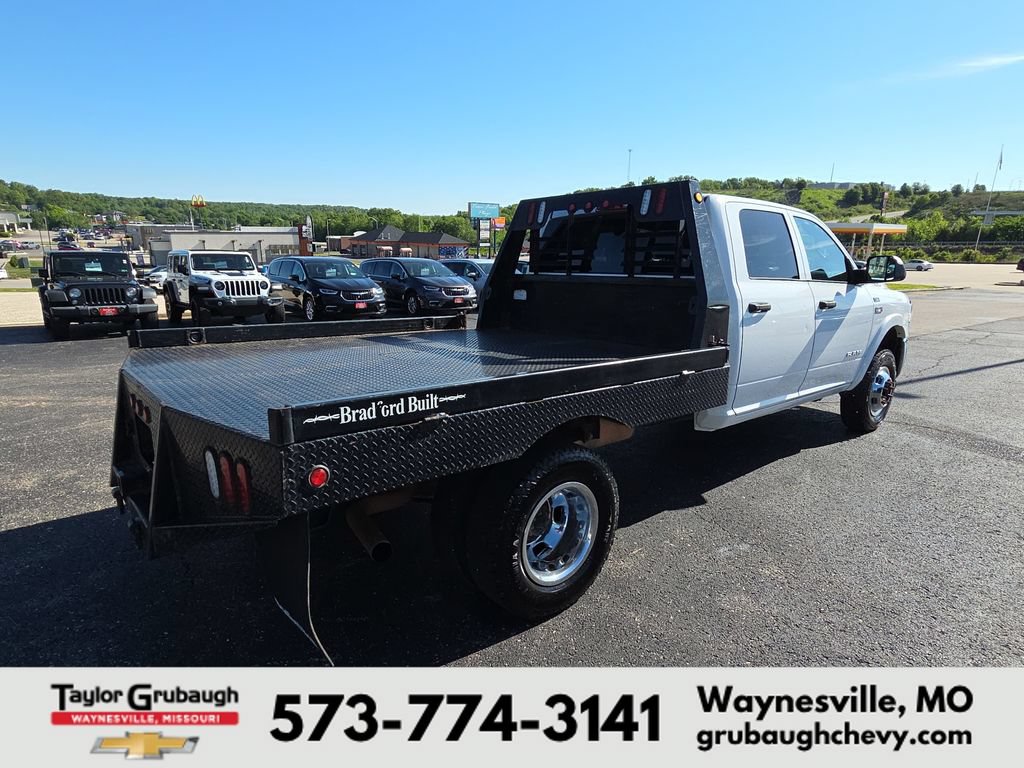 Used 2021 RAM 3500 Tradesman w/ Chrome Appearance Group AWD/4WD image 9