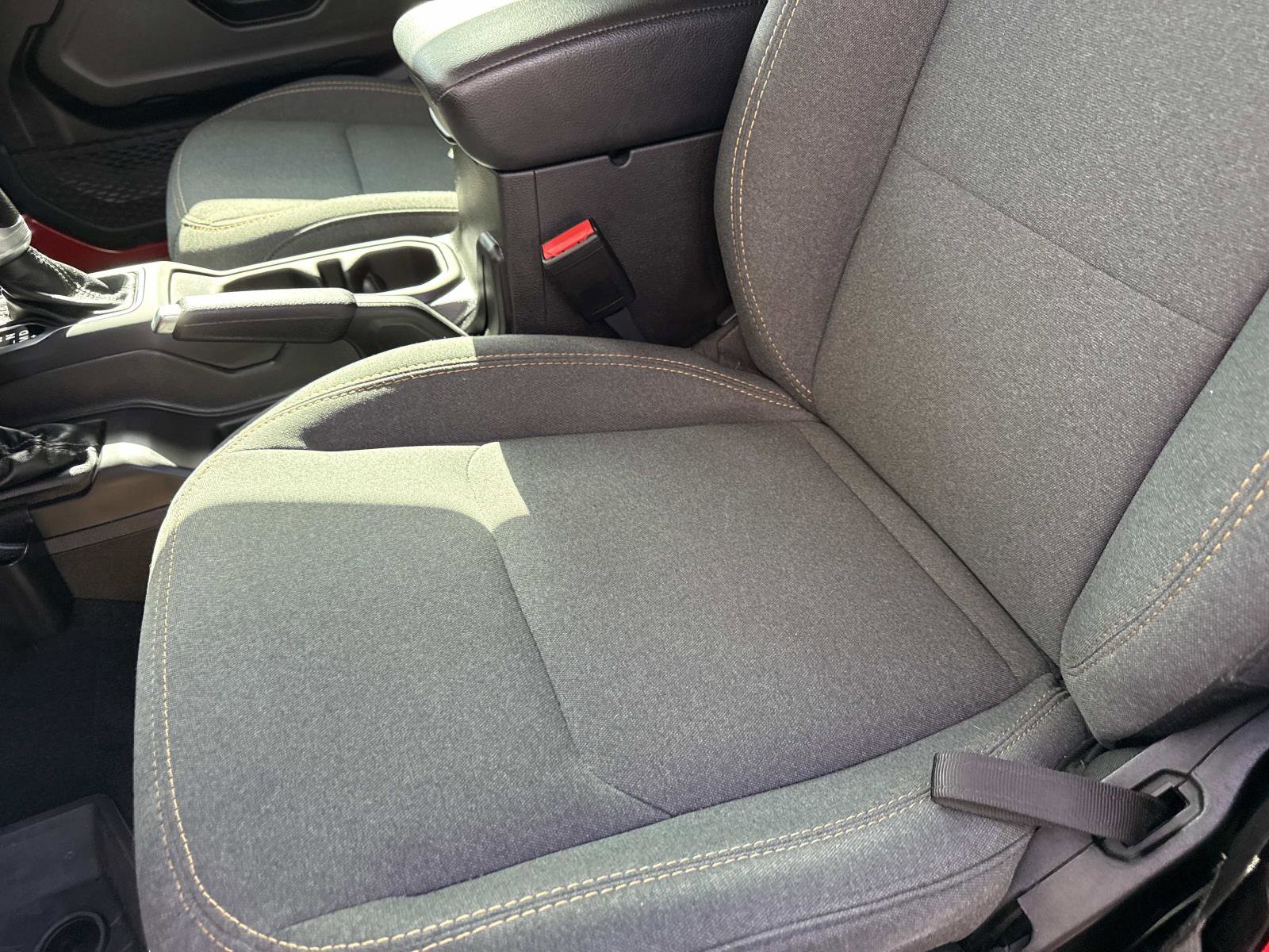 Used 2024 Jeep Gladiator Sport image 22