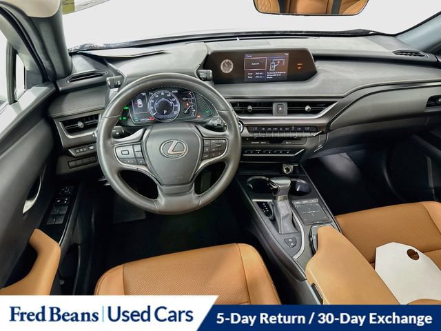 Used 2022 Lexus UX 250h w/ Premium Package AWD/4WD image 30