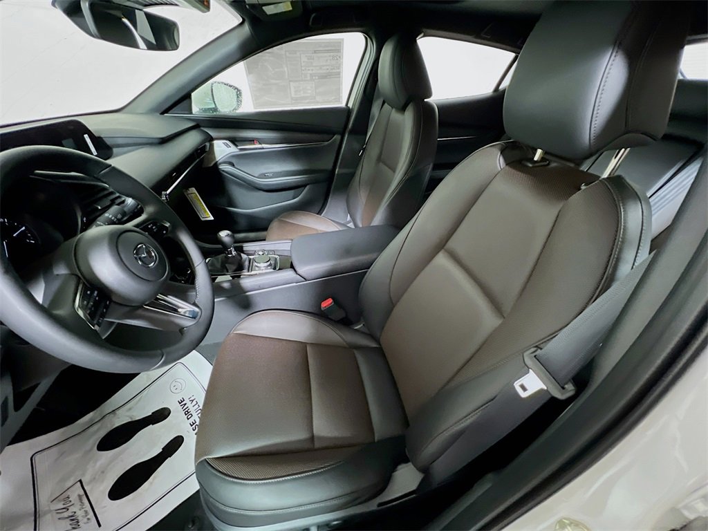 New 2026 MAZDA MAZDA3 2.5 S Hatchback w/ Premium Pkg image 16