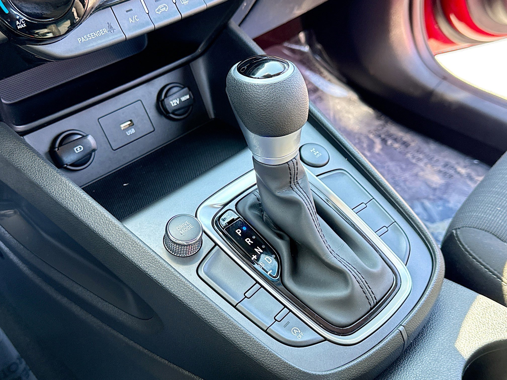 Certified 2023 Hyundai Kona SEL image 12