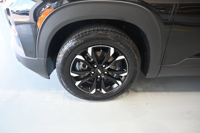 Used 2023 Chevrolet TrailBlazer LT FWD image 29