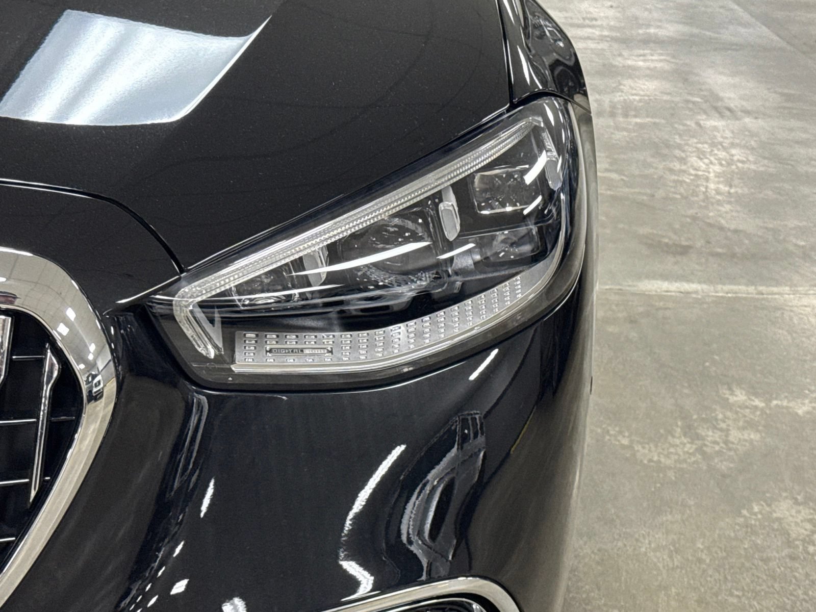 New 2026 Mercedes-Benz Maybach S 580 4MATIC image 12