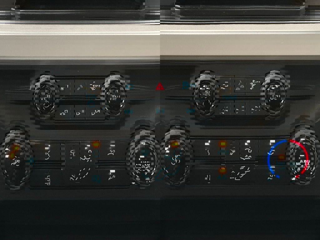 New 2026 Ford F250 XLT w/ 360-Degree Camera Package image 40