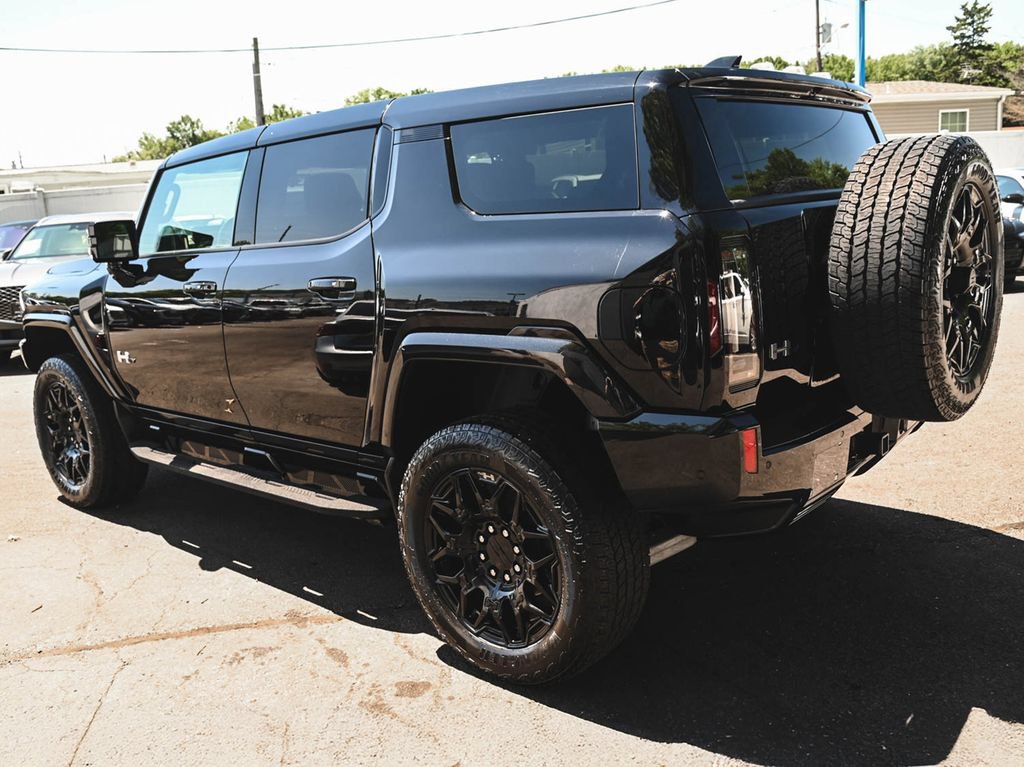 Used 2024 GMC Hummer EV 2X AWD/4WD image 4