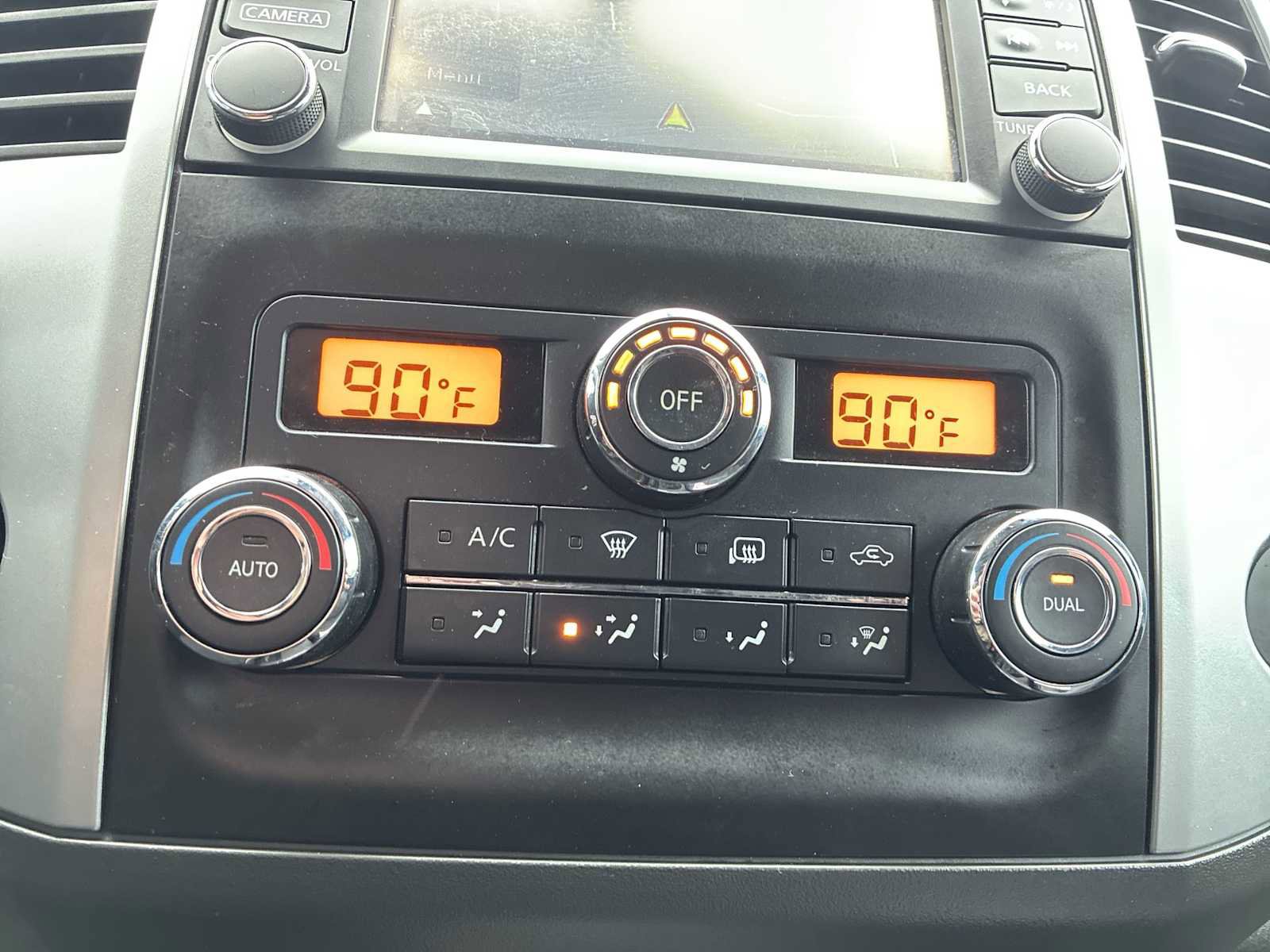 Used 2020 Nissan Frontier PRO-4X w/ Pro-4x Utility Package image 17