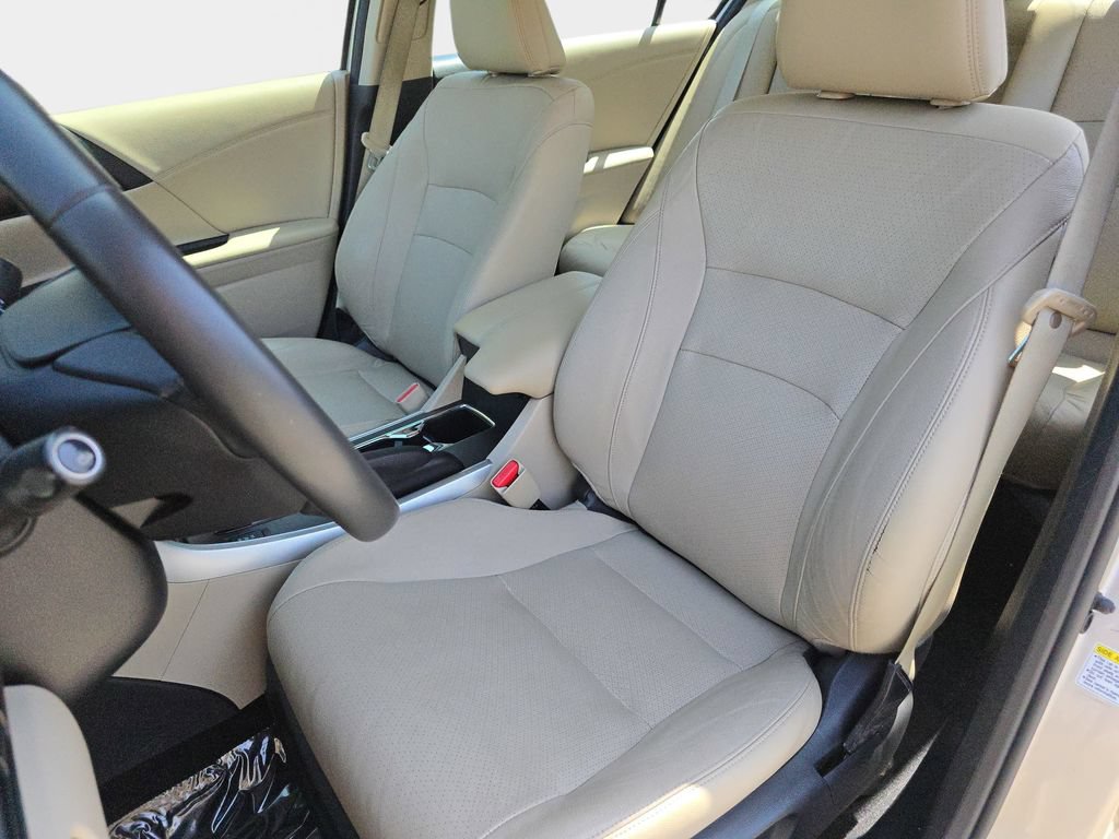 Used 2015 Honda Accord EX-L image 17