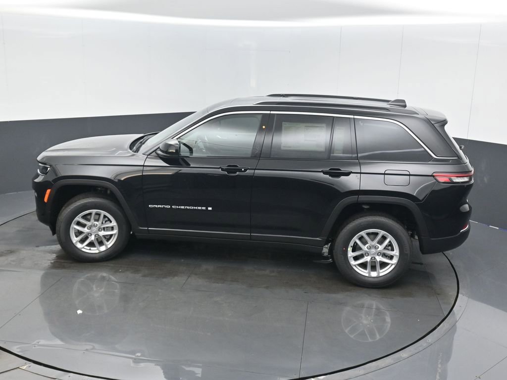 New 2026 Jeep Grand Cherokee Laredo image 40