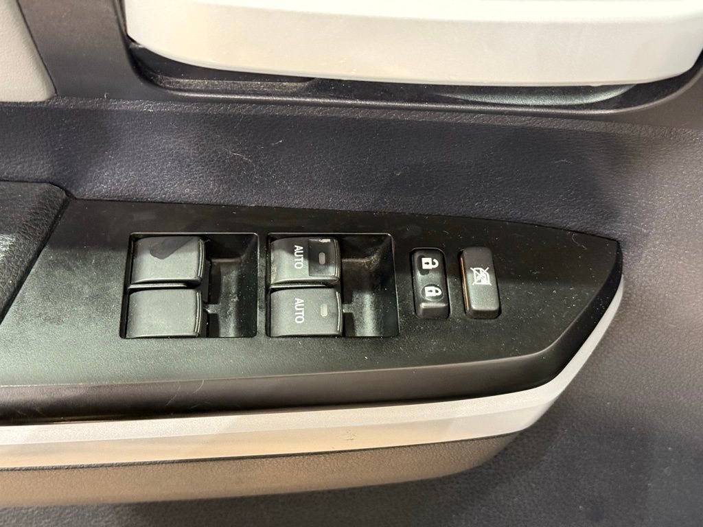 Used 2018 Toyota Tundra Limited image 15