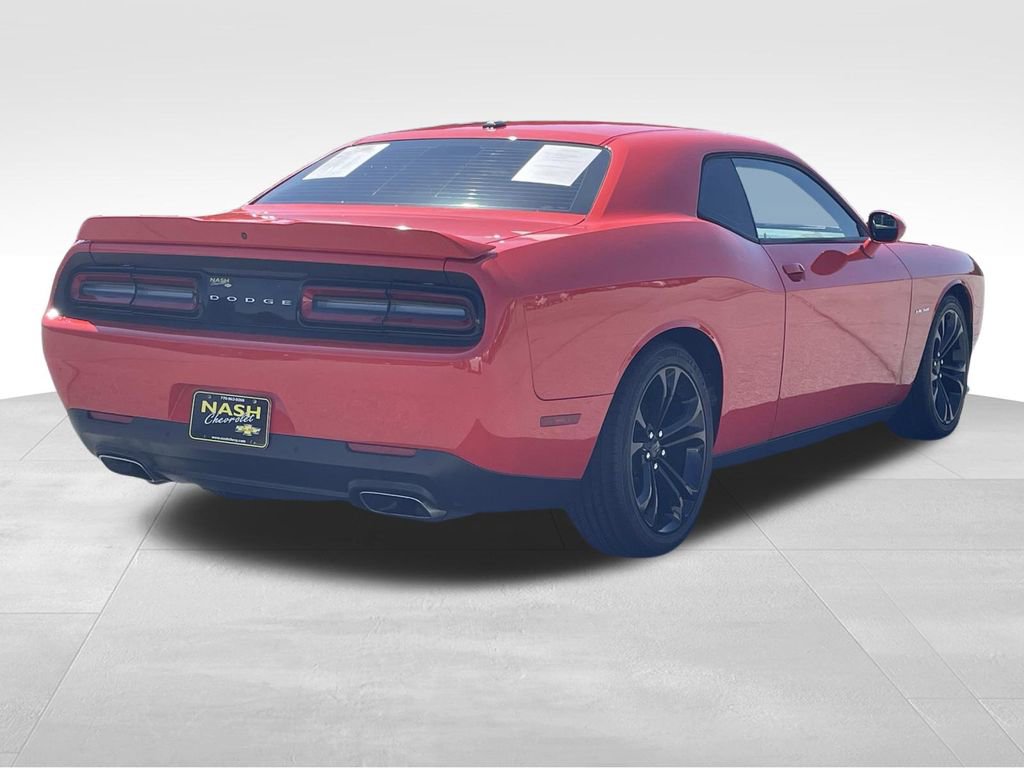 Used 2020 Dodge Challenger R/T RWD image 3