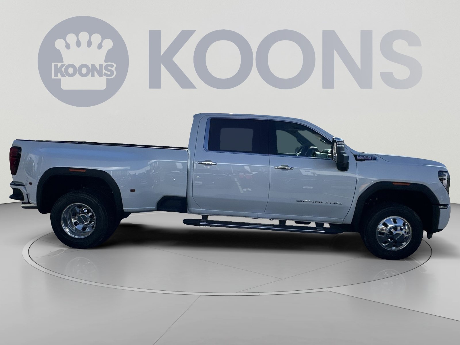 New 2026 GMC Sierra 3500 Denali w/ Denali Reserve Package AWD/4WD image 8