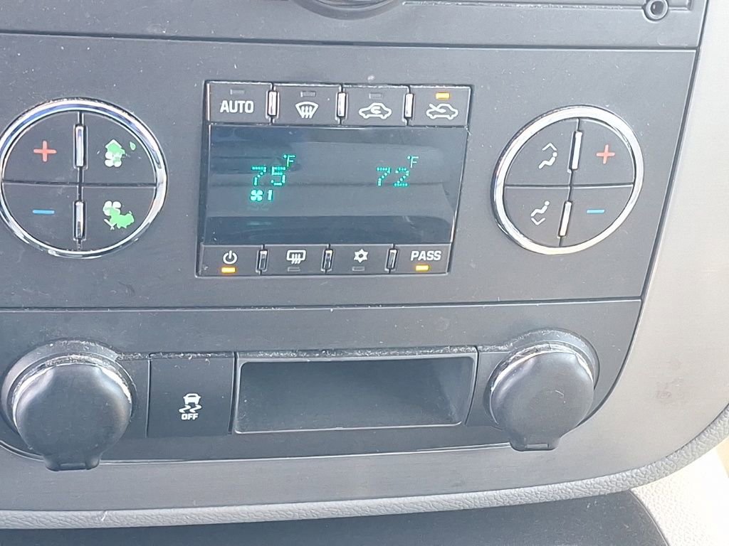 Used 2013 GMC Sierra 1500 SLT w/ Suspension Package, Off-Road image 39