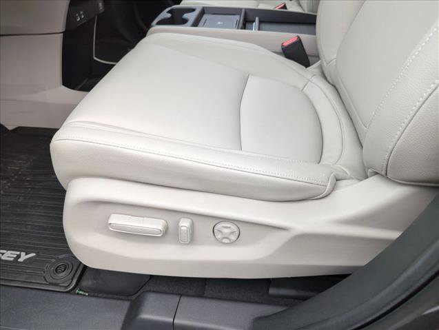 New 2026 Honda Odyssey EX-L image 4
