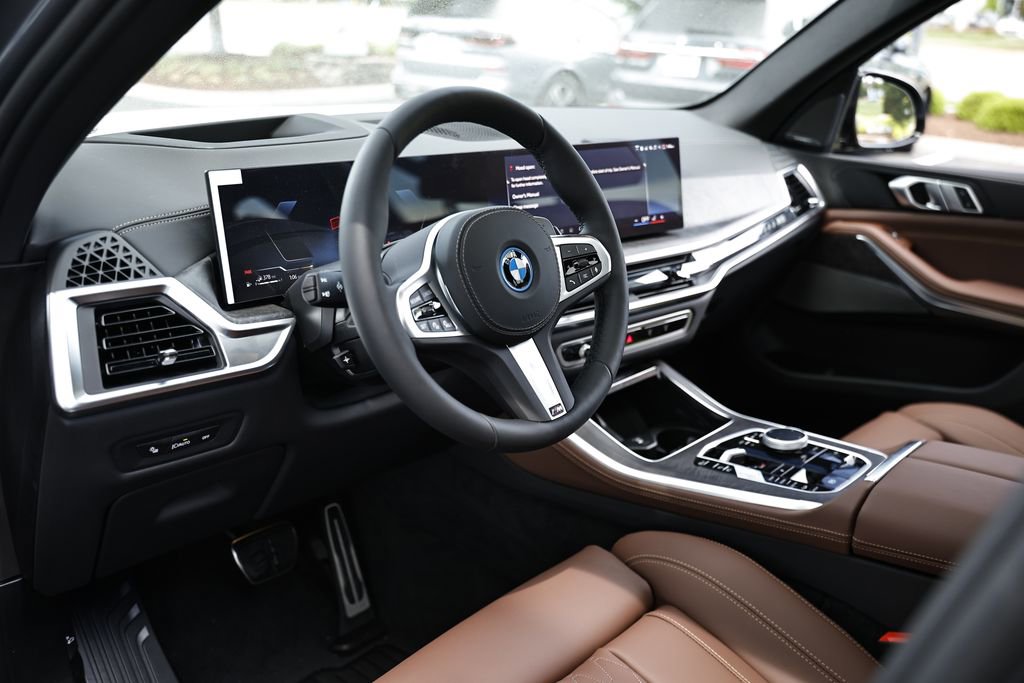 New 2026 BMW X5 xDrive50e w/ M Sport Package image 15