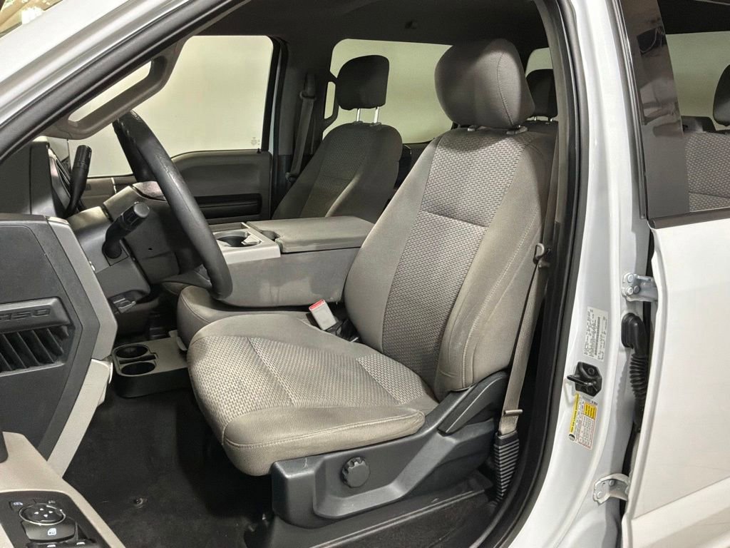 Used 2017 Ford F150 XLT AWD/4WD image 6