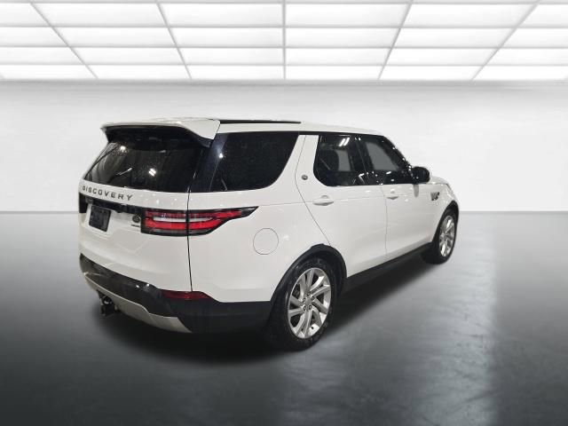 Used 2017 Land Rover Discovery HSE image 4
