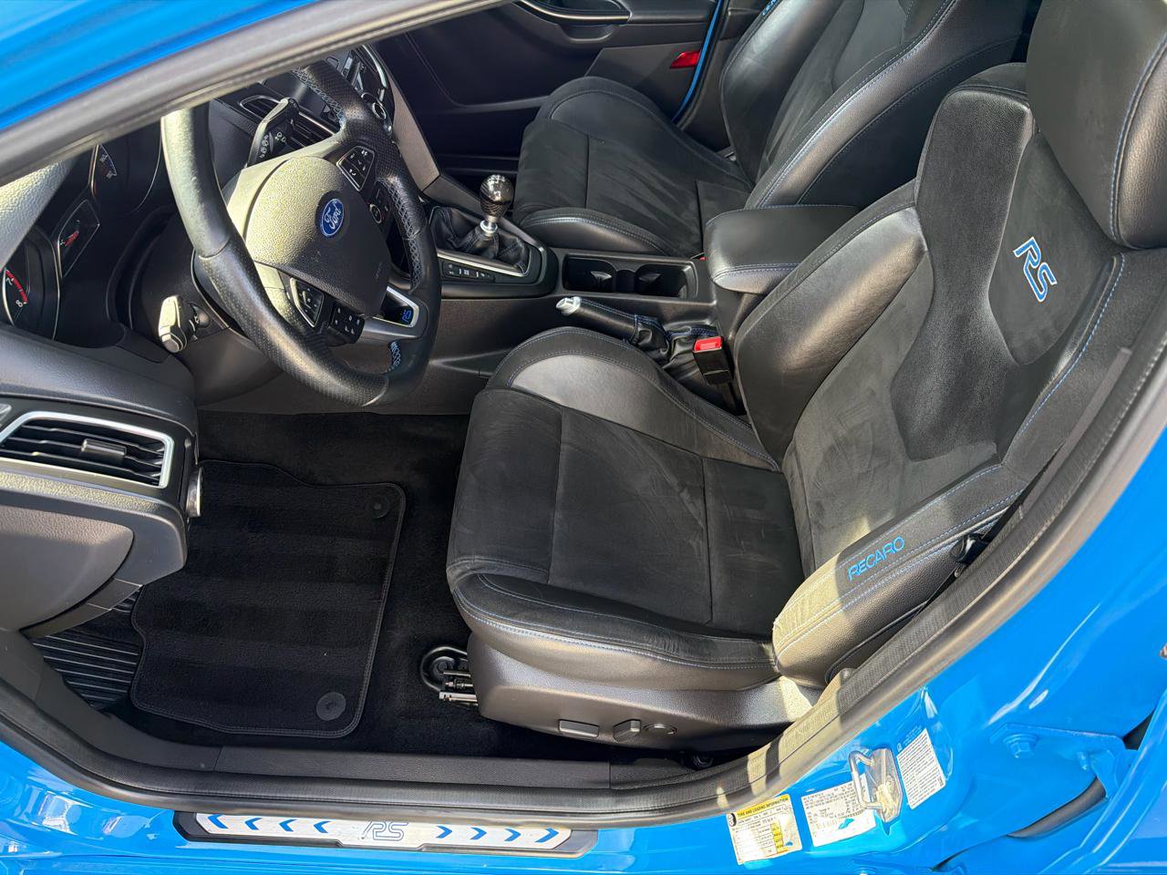 Used 2016 Ford Focus RS AWD/4WD image 9
