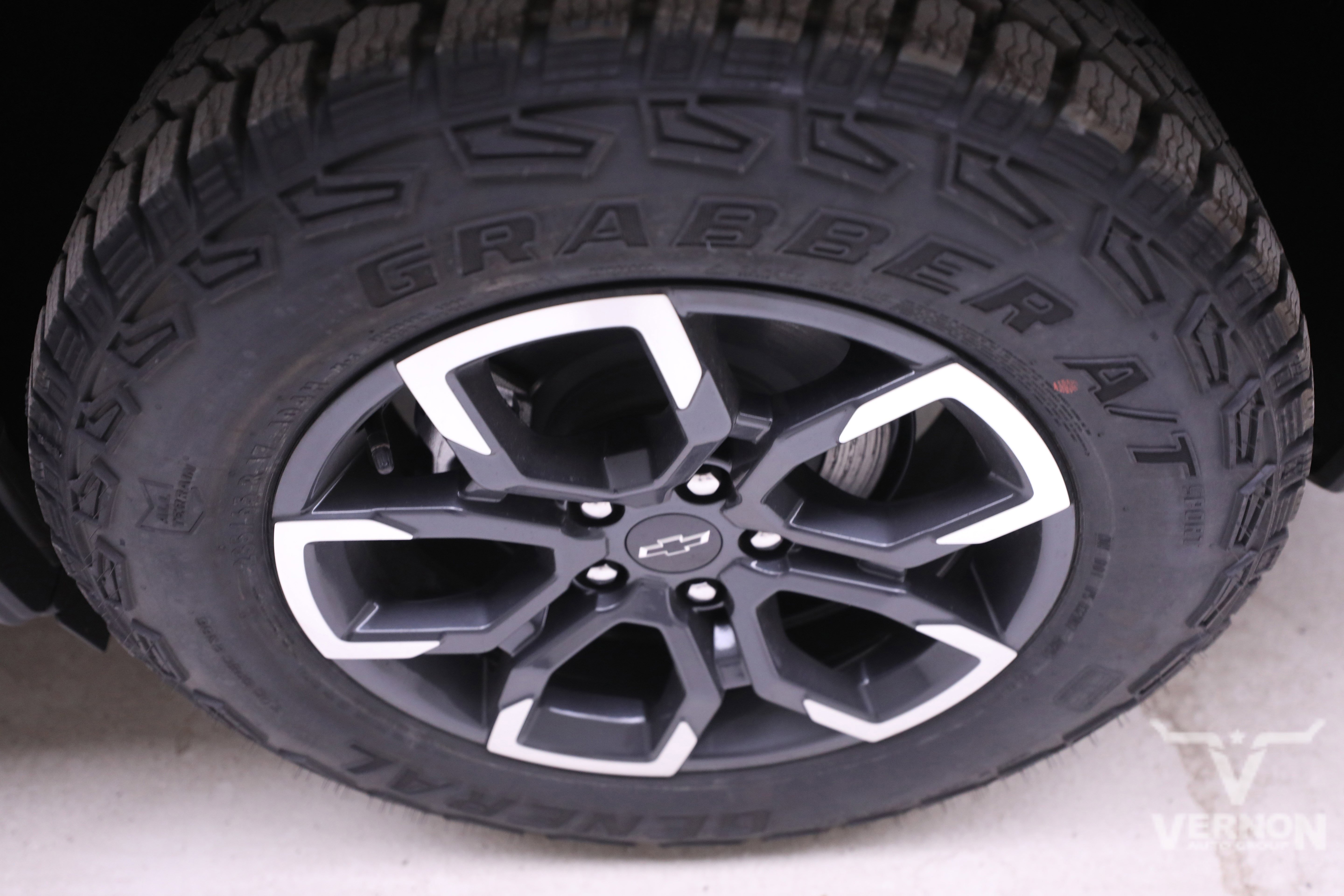 New 2026 Chevrolet Equinox ACTIV w/ Safety and Technology Package image 30