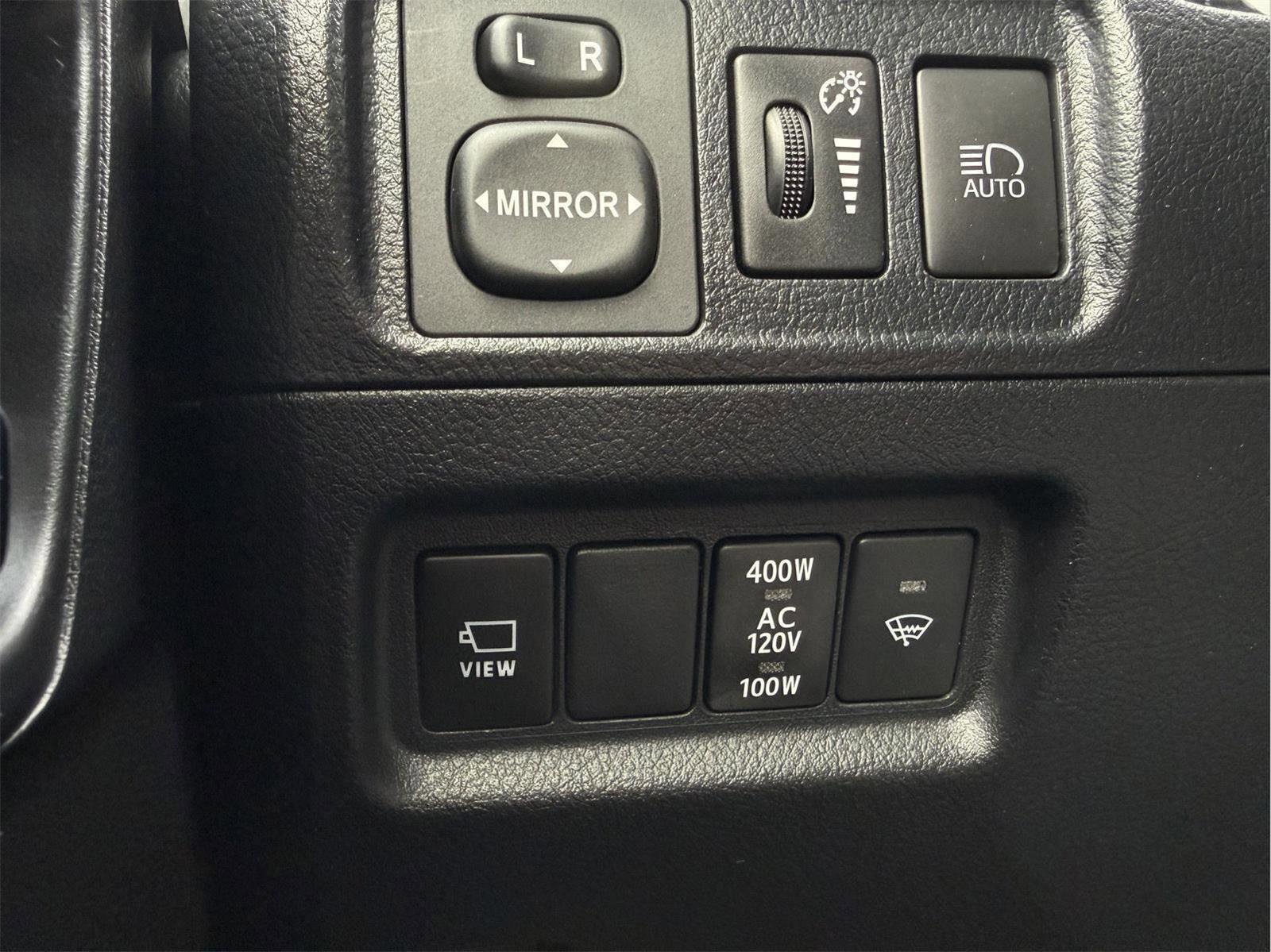 Used 2023 Toyota 4Runner Limited AWD/4WD image 16