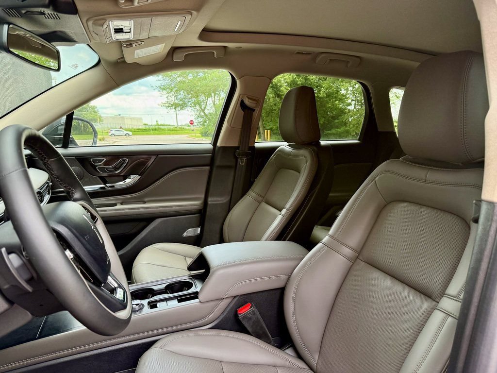 New 2025 Lincoln Corsair Grand Touring AWD/4WD image 10