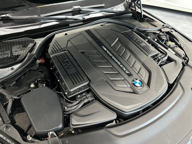 Used 2017 BMW M760i xDrive AWD/4WD image 9