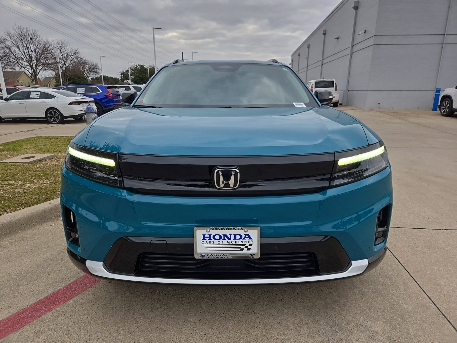 New 2026 Honda Prologue Touring image 3