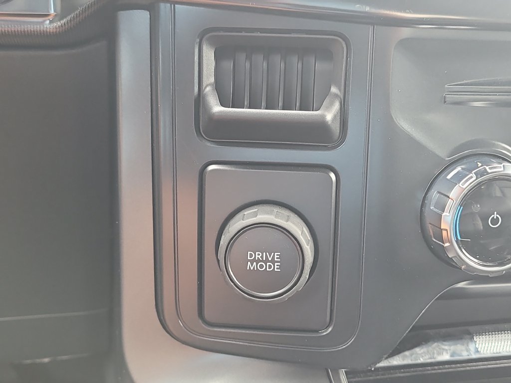 Used 2026 Ford F150 Lariat RWD image 26
