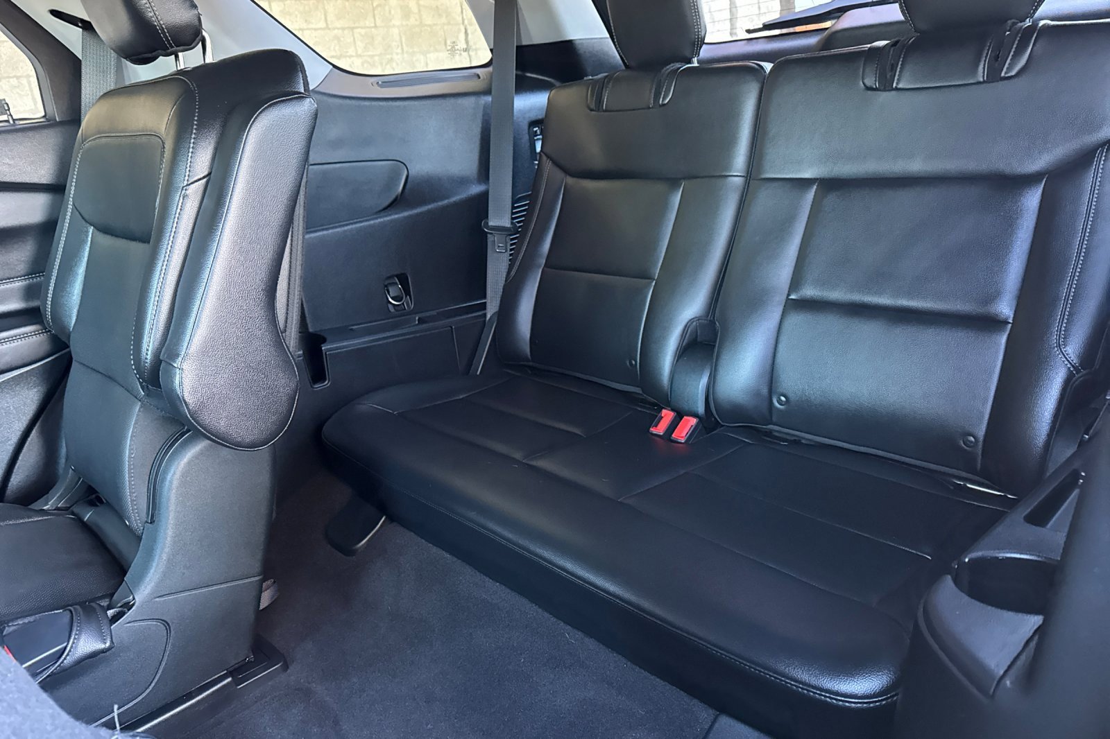 Used 2020 Ford Explorer Limited w/ Class III Trailer Tow Package image 14