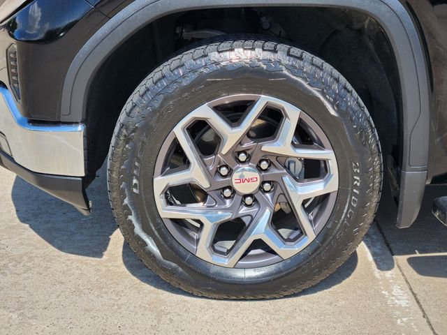 Used 2024 GMC Sierra 1500 SLT AWD/4WD image 10