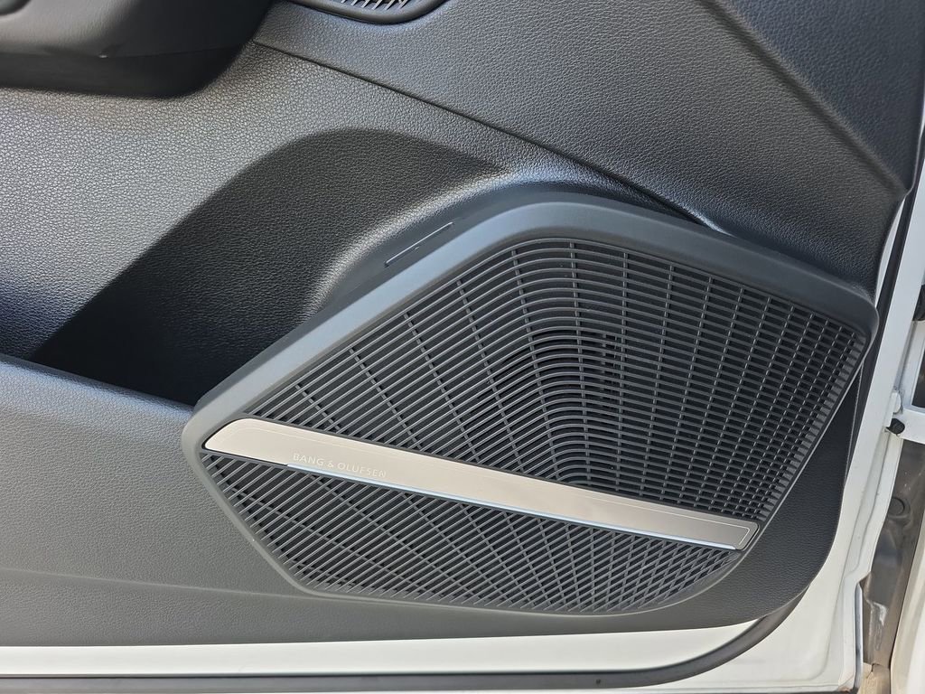 Used 2023 Audi Q5 2.0T Prestige image 25