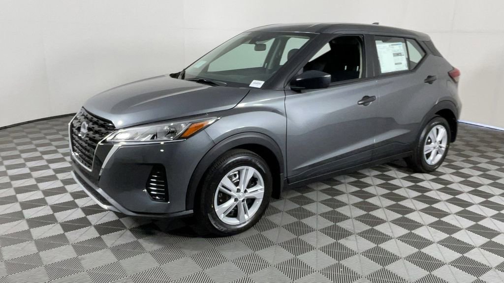 New 2025 Nissan Kicks Play S image 8