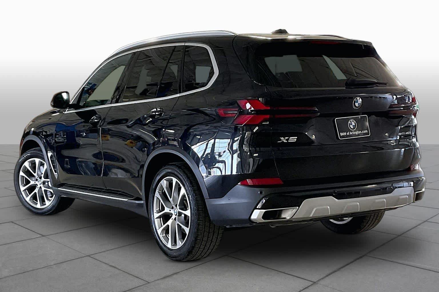 Used 2026 BMW X5 sDrive40i RWD image 11