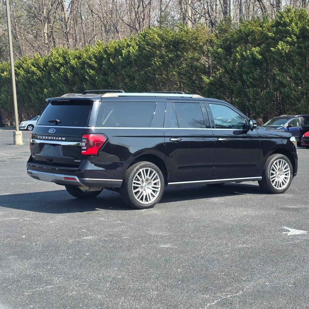Used 2023 Ford Expedition Max Limited image 9
