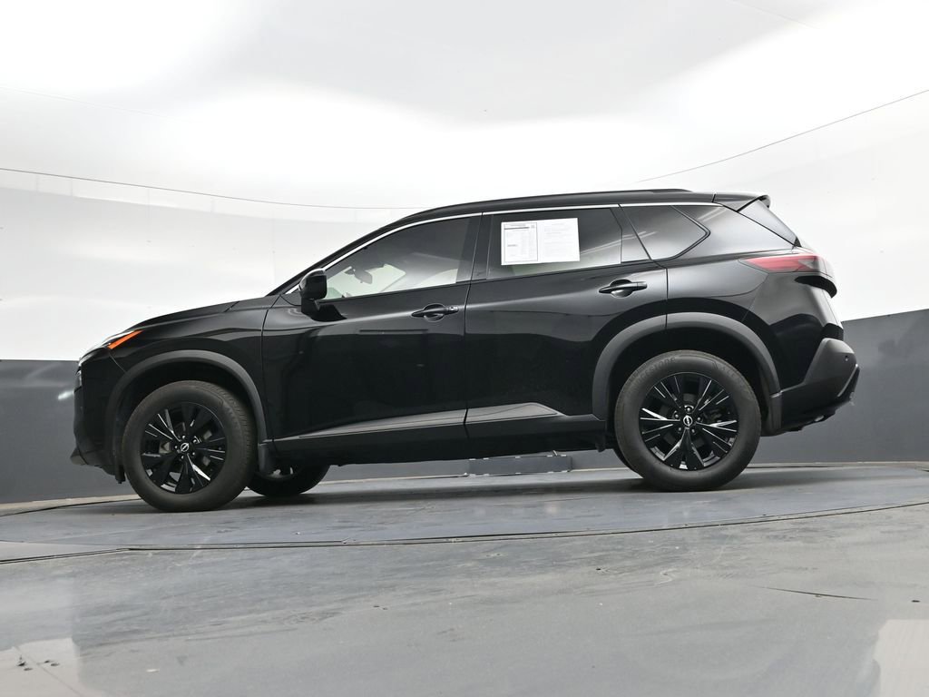 Used 2023 Nissan Rogue SV w/ SV Premium B Package FWD image 43