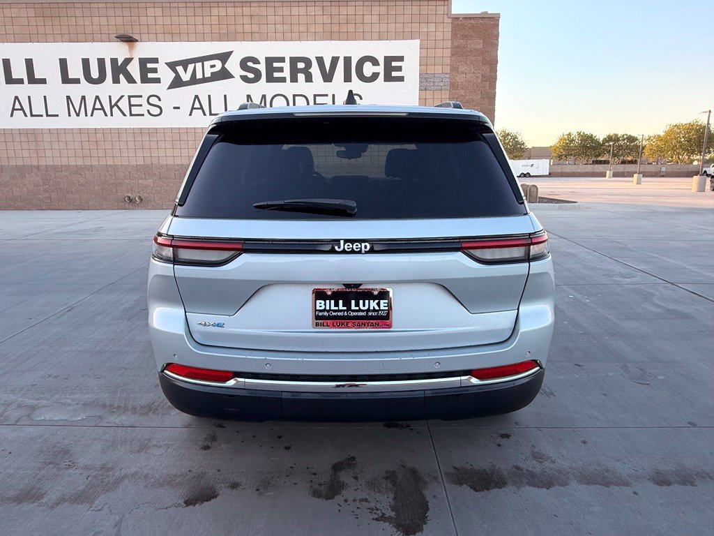 Used 2024 Jeep Grand Cherokee Limited 4xe AWD/4WD image 9