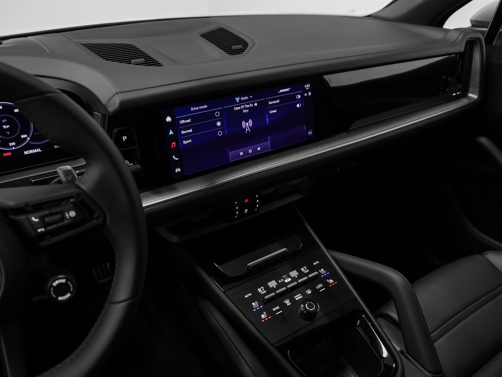 New 2026 Porsche Cayenne S image 37