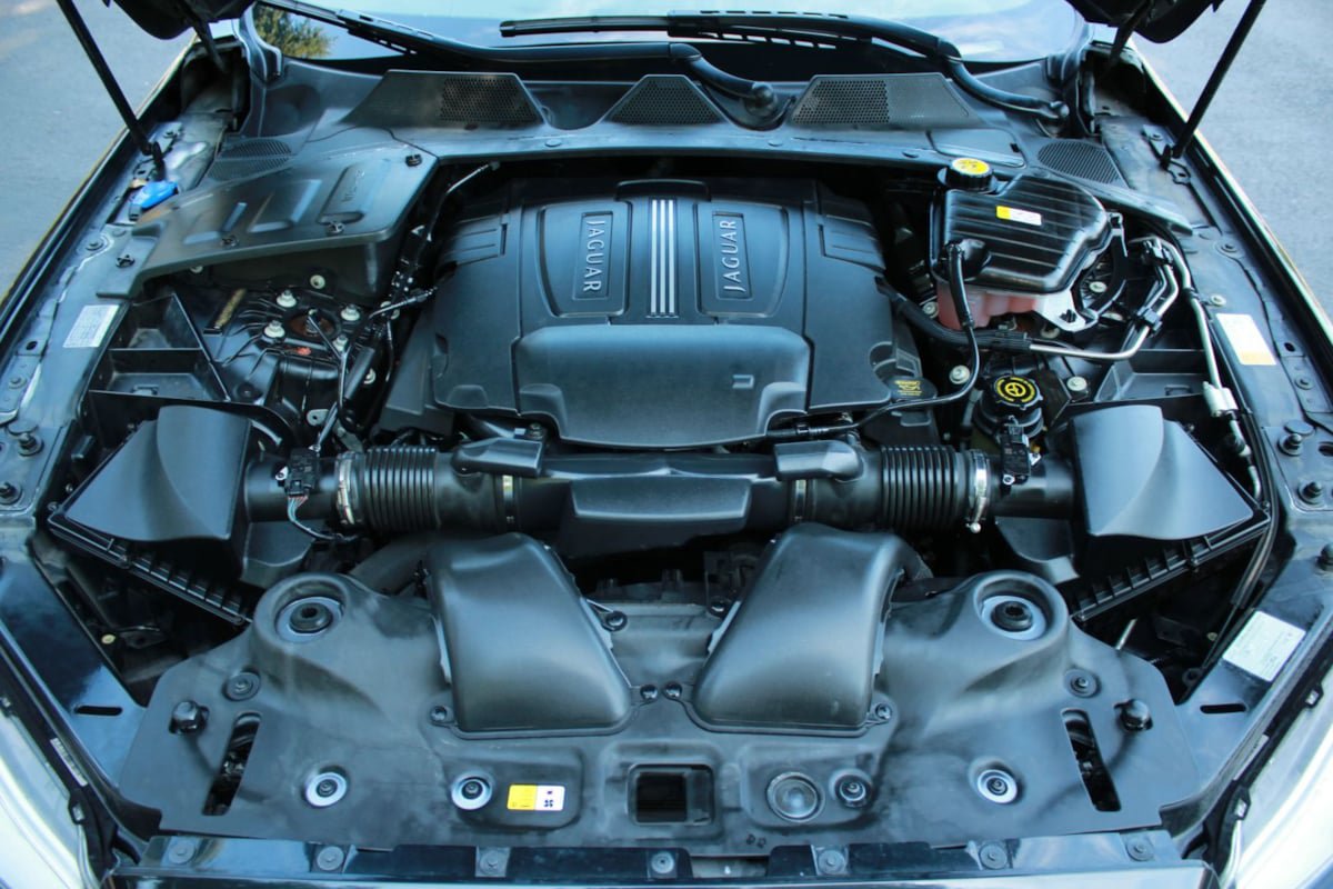 Used 2012 Jaguar XJ RWD image 30