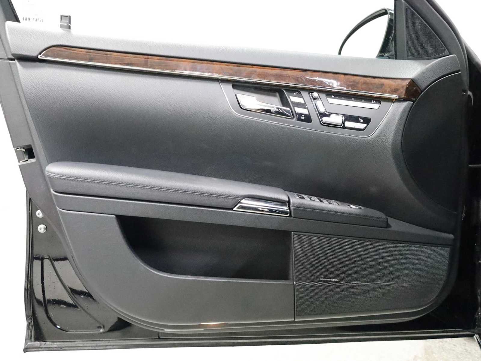 Used 2007 Mercedes-Benz S 550 image 17
