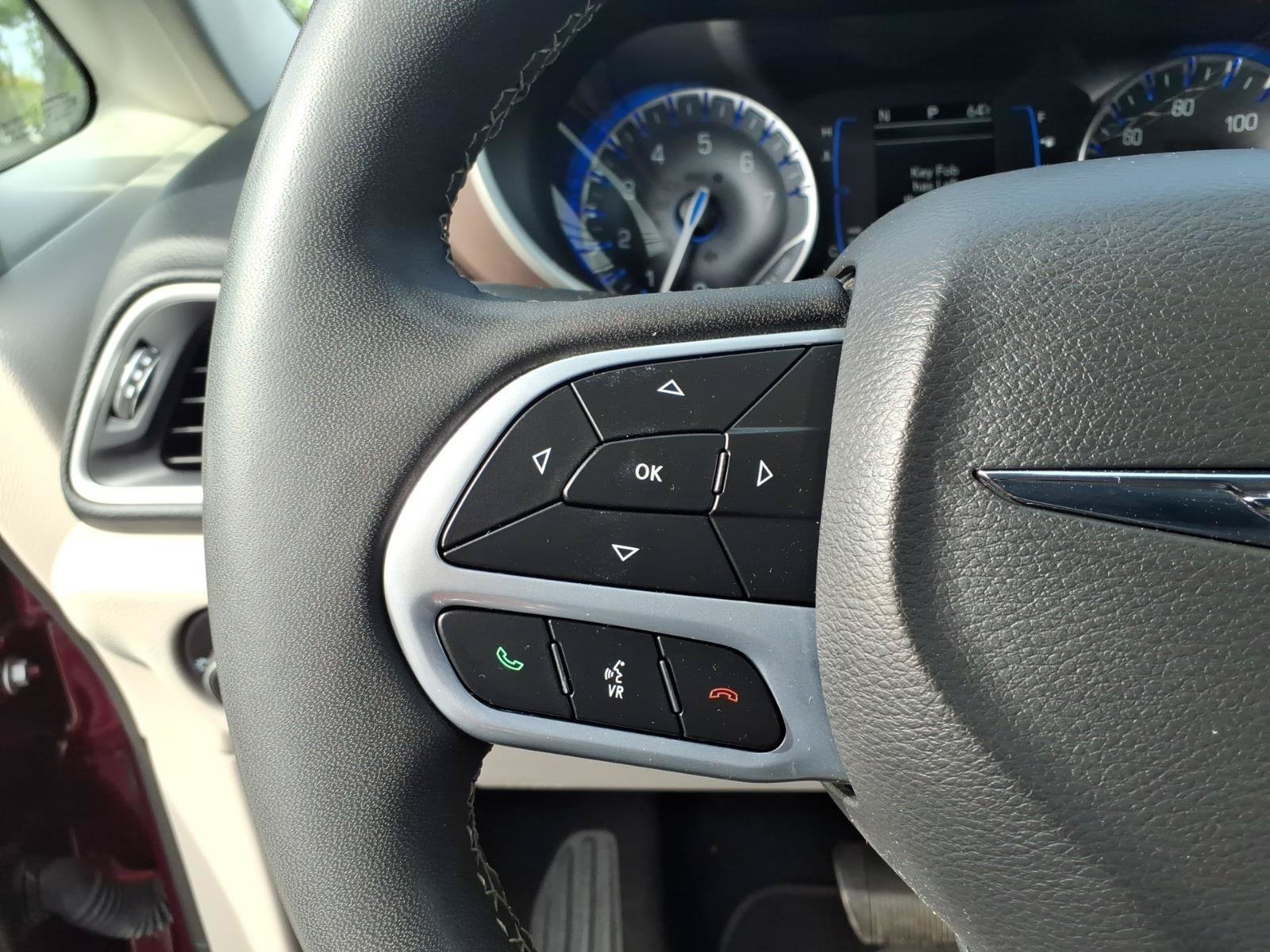 Certified 2022 Chrysler Voyager LX FWD image 22